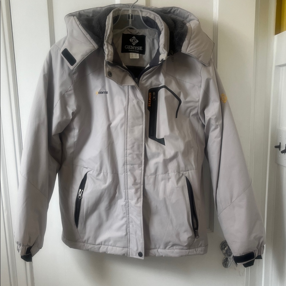 Gray Gemyse Winter Ski Jacket
